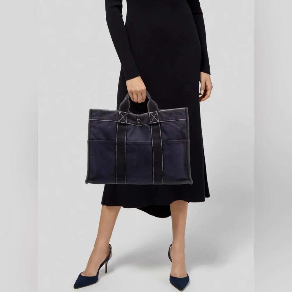 Hermes Black Canvas Tote Bag with Woven Strap Hermes Canvas Herline PM Tote Grey 1847507 – FASHIONPHILE main image 3